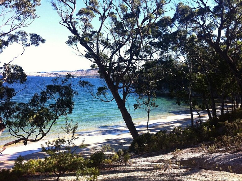Three Beaches - Chic Eco Home Tasmania