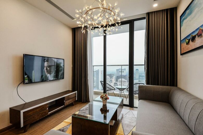 Aparthotel Luxhome Vinhomes Skylake