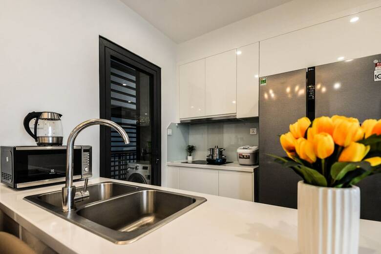 Aparthotel Luxhome Vinhomes Skylake