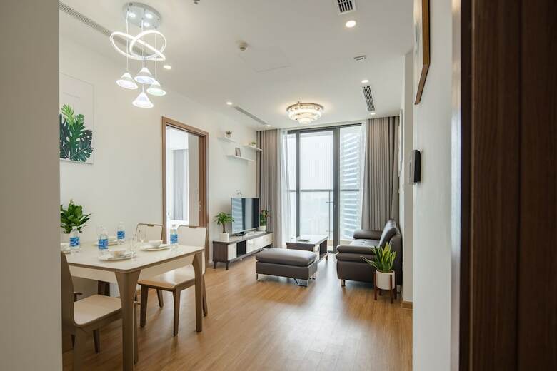 Aparthotel Luxhome Vinhomes Skylake