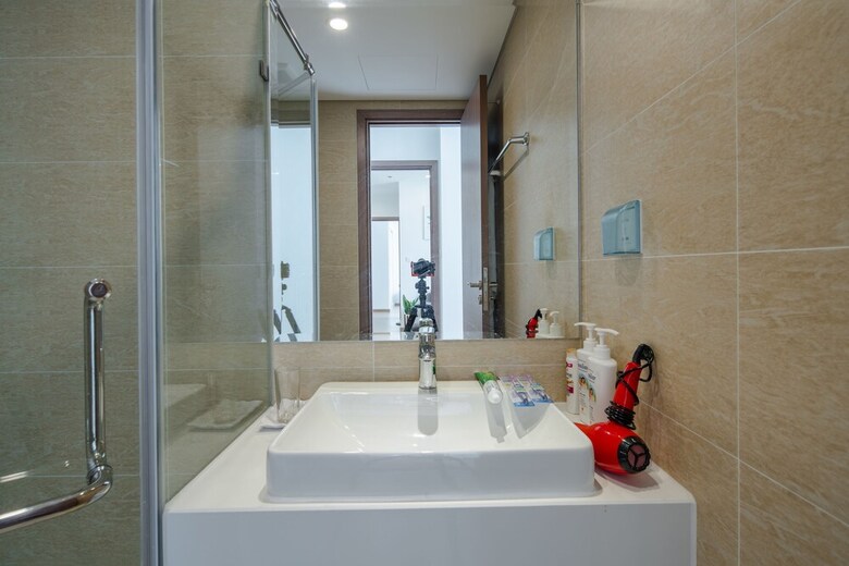 Aparthotel Luxhome Vinhomes Skylake