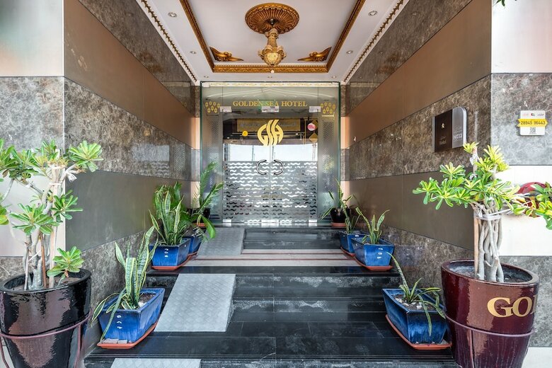 Oyo 191 Golden Sea Hotel