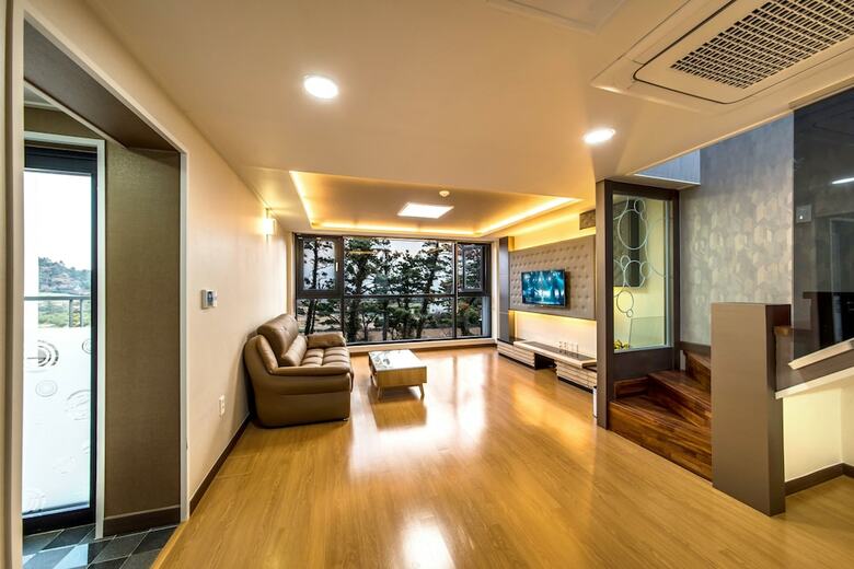 Apartamentos Sbs Love Pension