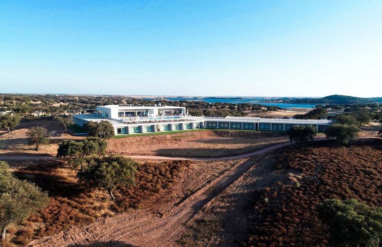 Herdade Dos Delgados Dark Sky View Hotel & Spa