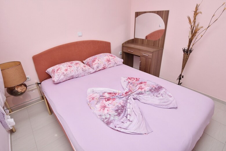 Apartments And Rooms Villa Mia