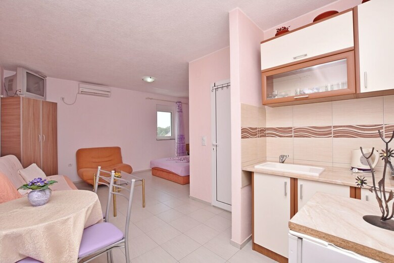 Apartments And Rooms Villa Mia