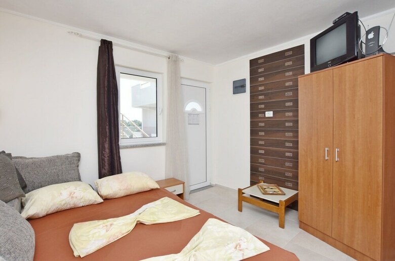 Apartments And Rooms Villa Mia