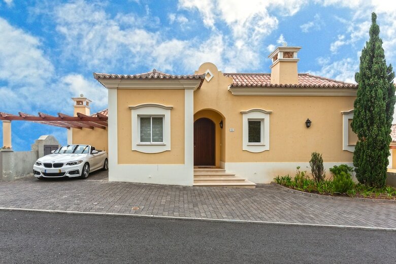 Designed Villa - Palheiro Village
