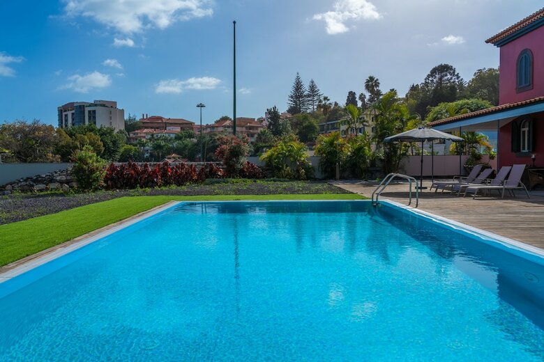 Villa Century House