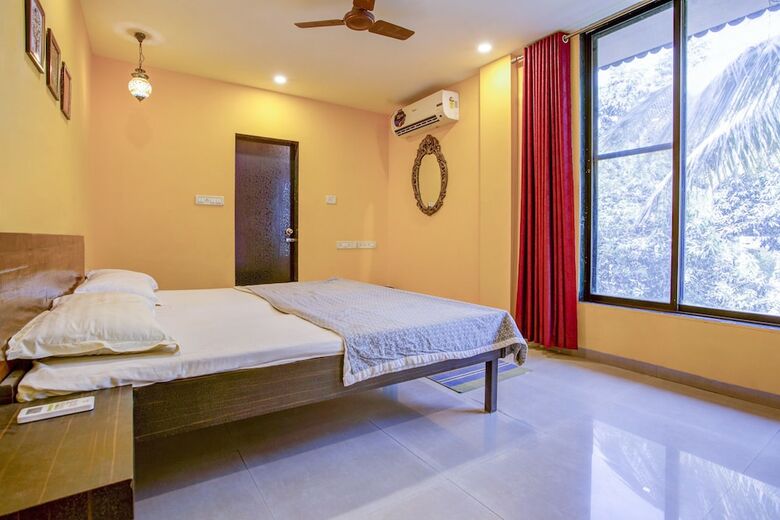 Hotel Pushp Vatika Resort & Lawns