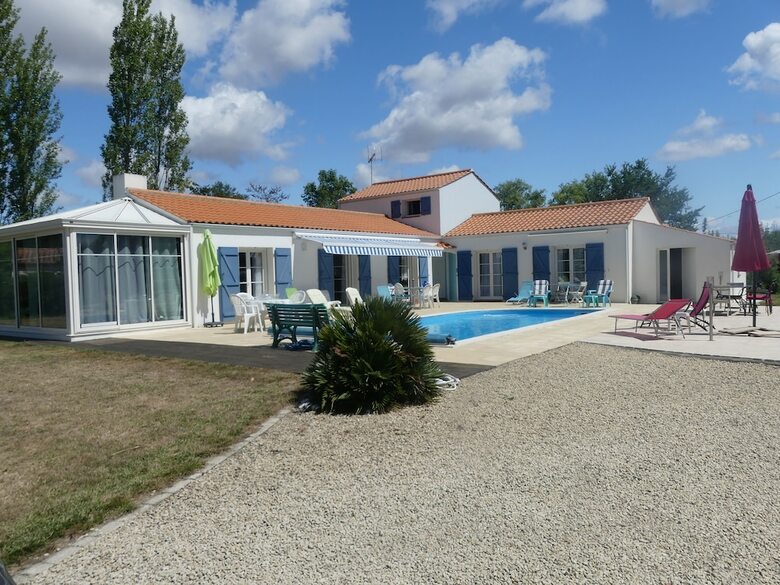 Chambre D'h�te Blanche Pierre B&B