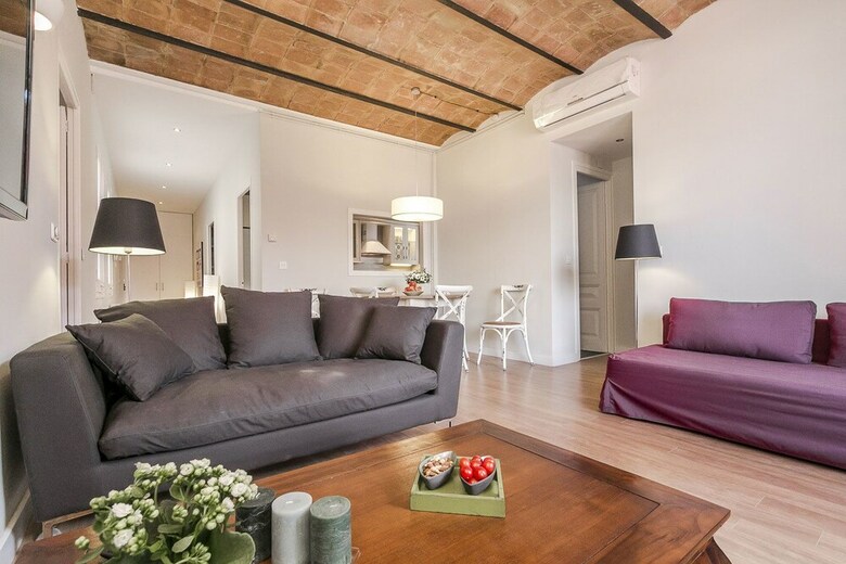 Bcn Pau Claris Rocamora Apartments