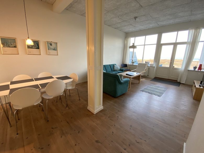Apartamentos Skaerven Beachfront Condos And Cottage