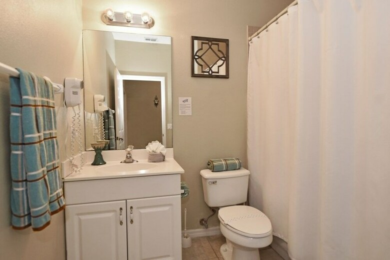 Spacious 3-bed Condo Just 2 Miles To Disney Sun Lake