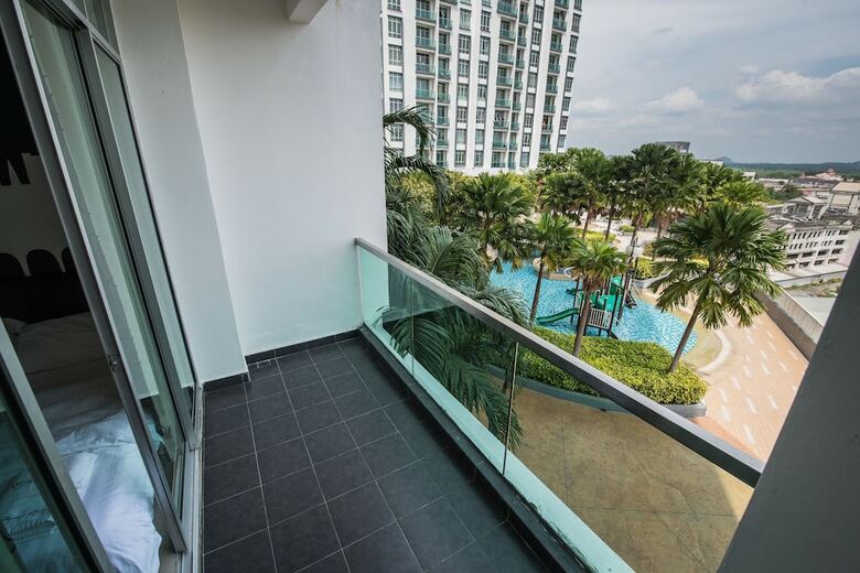 Apartamentos The Rumah @ Bm City