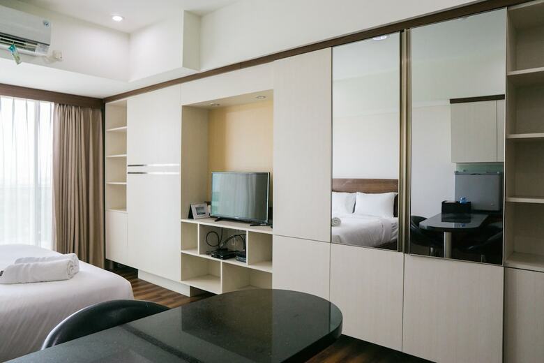 City View Studio Apartment At Tamansari La Grande