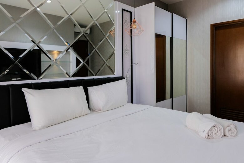 3br Apartment With Pool View At M-town Residence