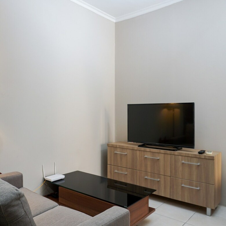 Cozy 2br Mediterania Ancol Apartment