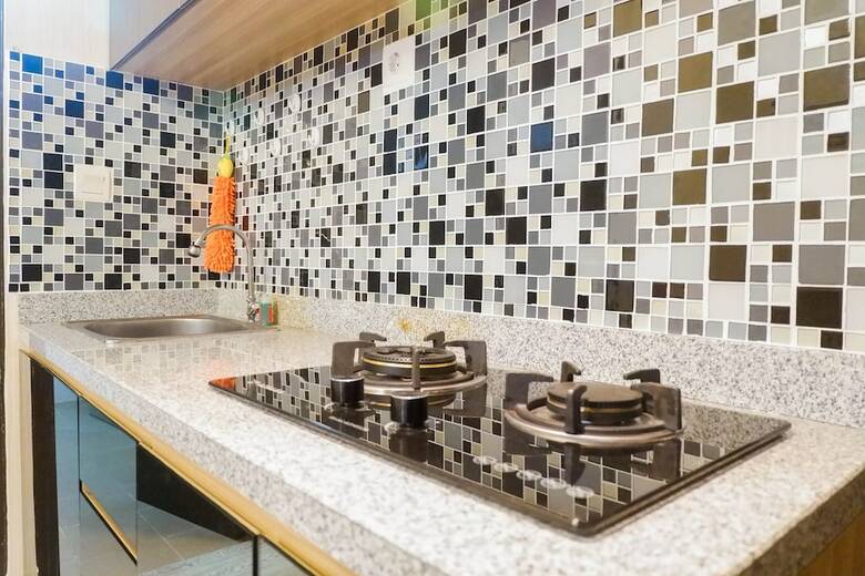 Homey 2br Apartment At Tamansari Papilio