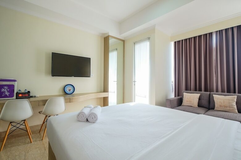 Modern Studio Menteng Park Apartment