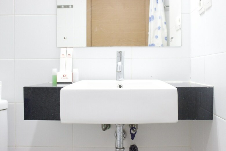 Minimalist Studio At Beverly Dago Apartment Near Itb