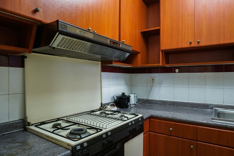 The Classic 2br Beverly Tower Apartment