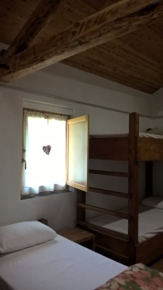 Posada Rifugio Casermette Del Monte Penna
