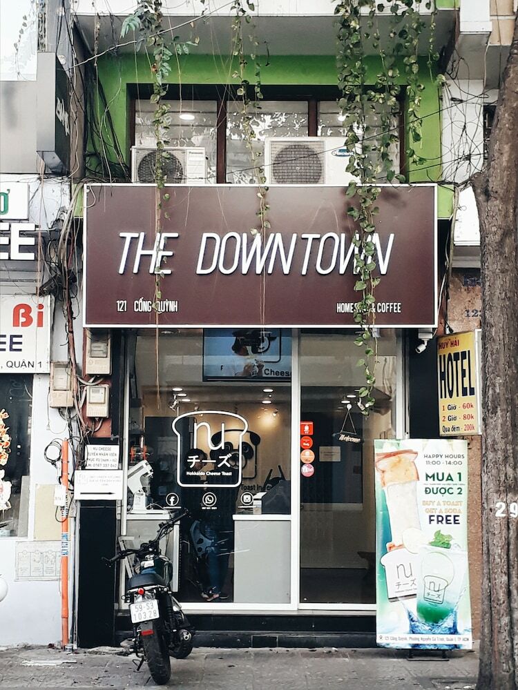 Hotel The Downtown Homestay