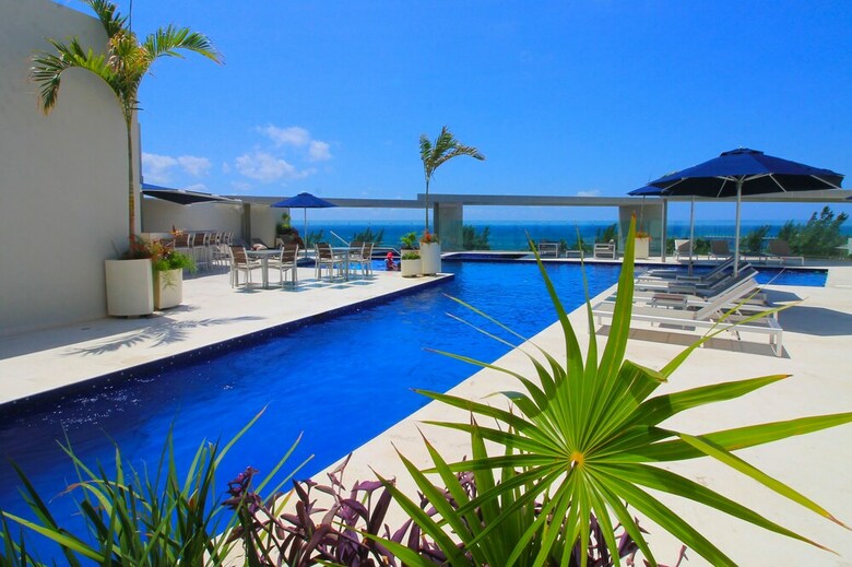 Miranda  Condos Near The Beach