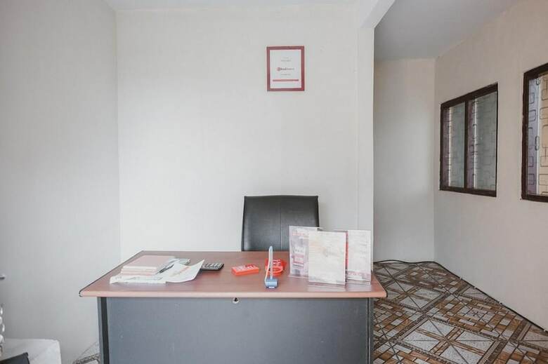 Hotel Reddoorz Syariah @ Jalan Dieng