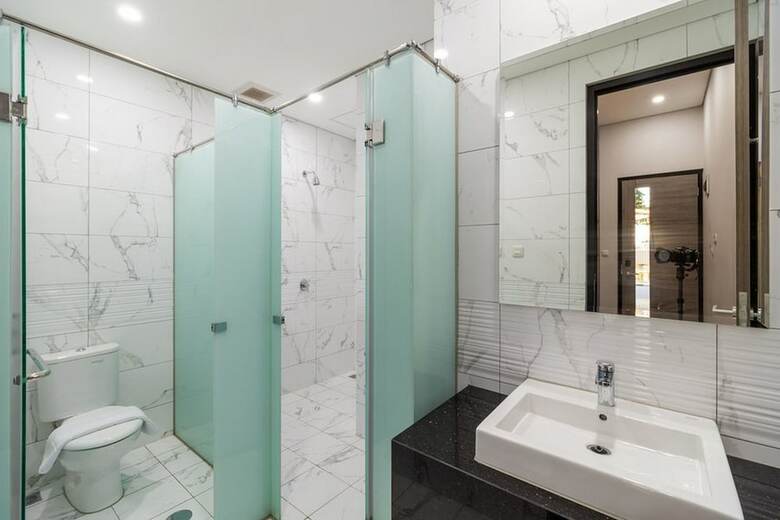 Hostal Reddoorz Plus Near Senayan City