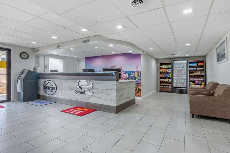 Suburban Extended Stay Hotel At The University