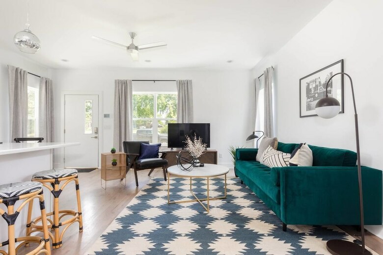 Modern 4br/4ba Home In Nashville