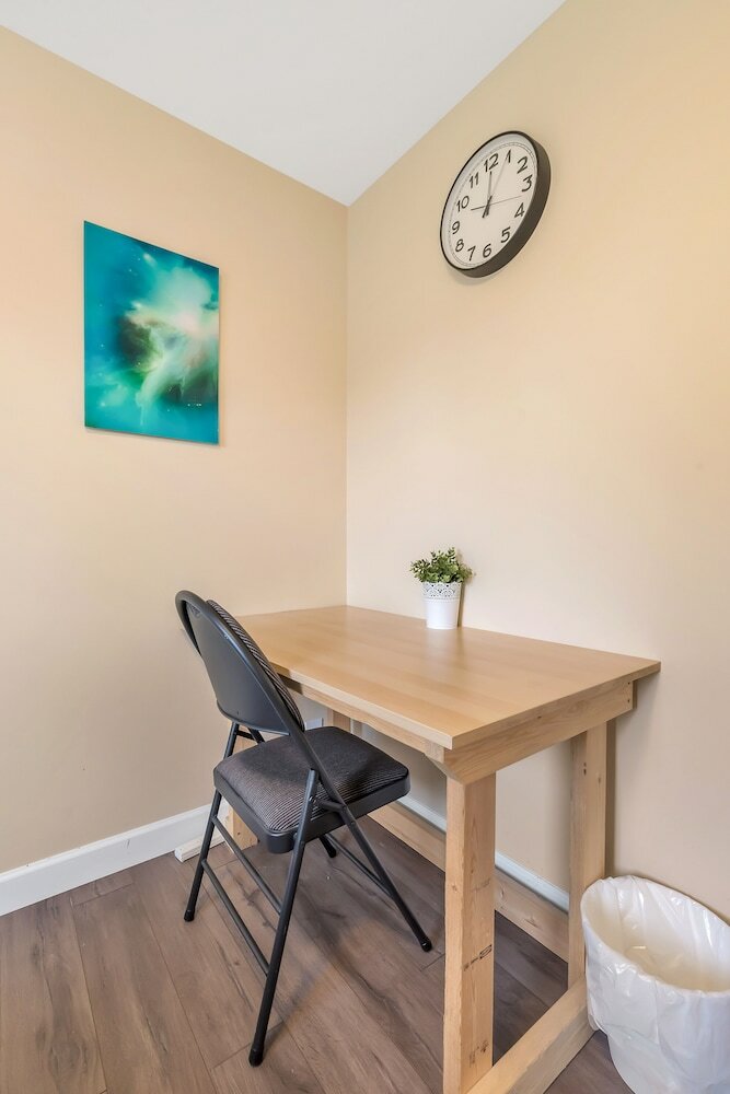 3 Bd Home Aberdeen Center Elevate Rooms