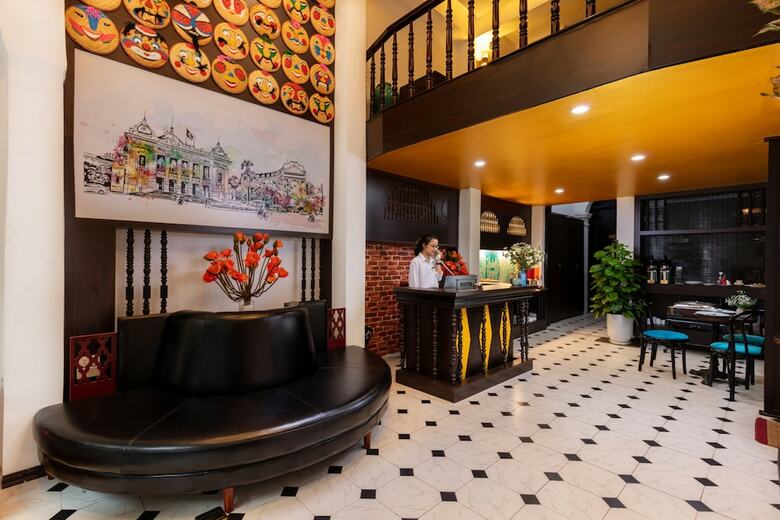 Hanoi Lullaby Hotel & Travel