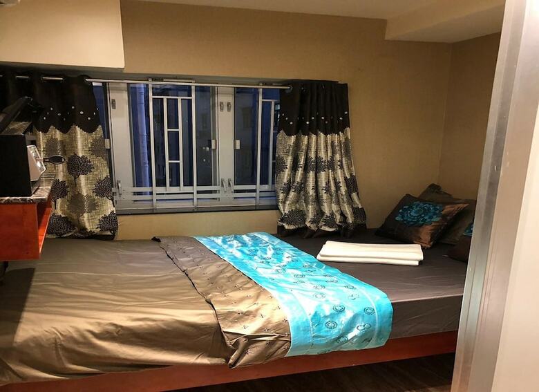 Rich Hotel