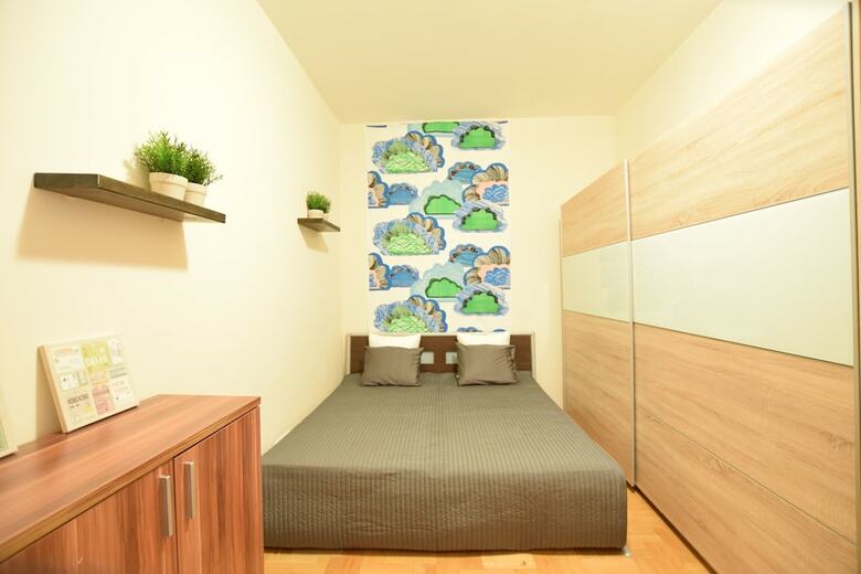 Budget Apartment By Hi5 - Feh�rhaj�