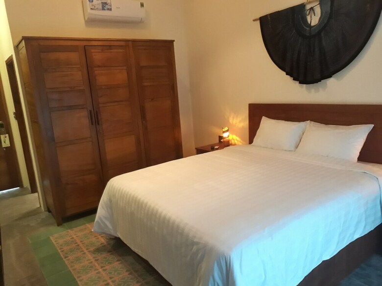 Hotel Pink Tulip Hoi An