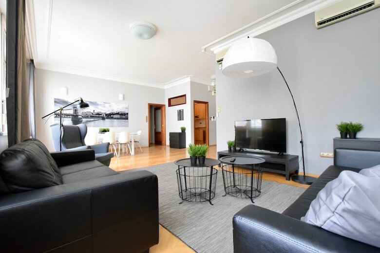 Luxury Apartment By Hi5 - Lovag Suites