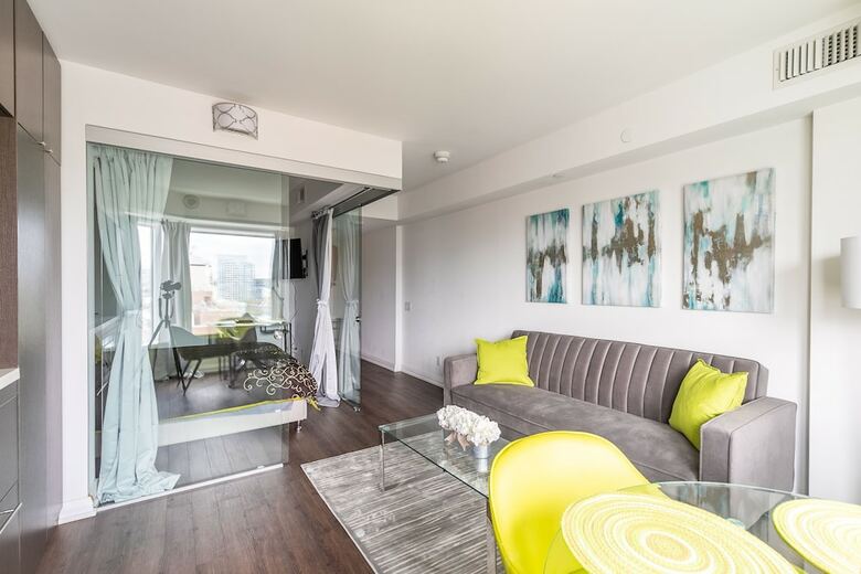 Simply Comfort Charming Yorkville Condos