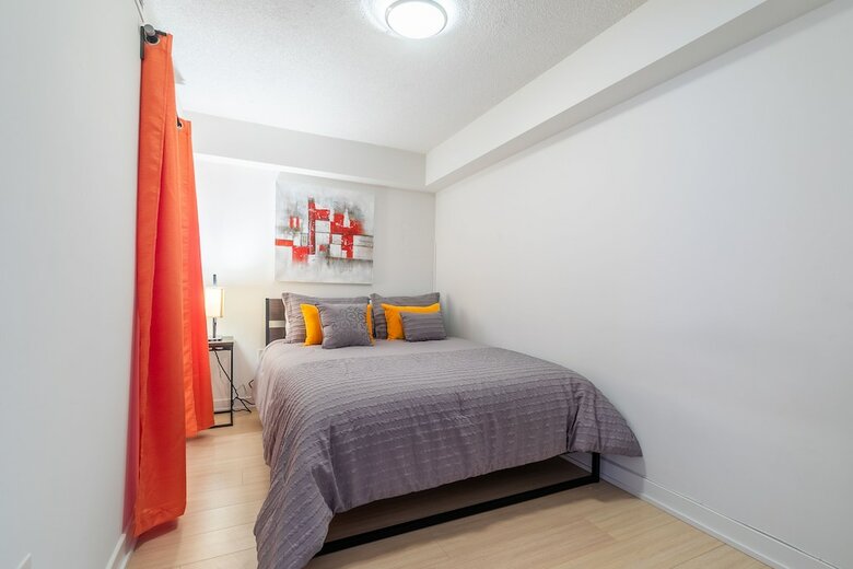 Simply Comfort Stunning Downtown Condos