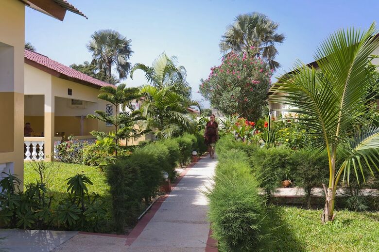 Aparthotel Kunta Kinteh Beach Complex