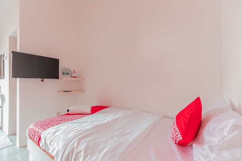 Hotel Oyo 442 Koen Hanare