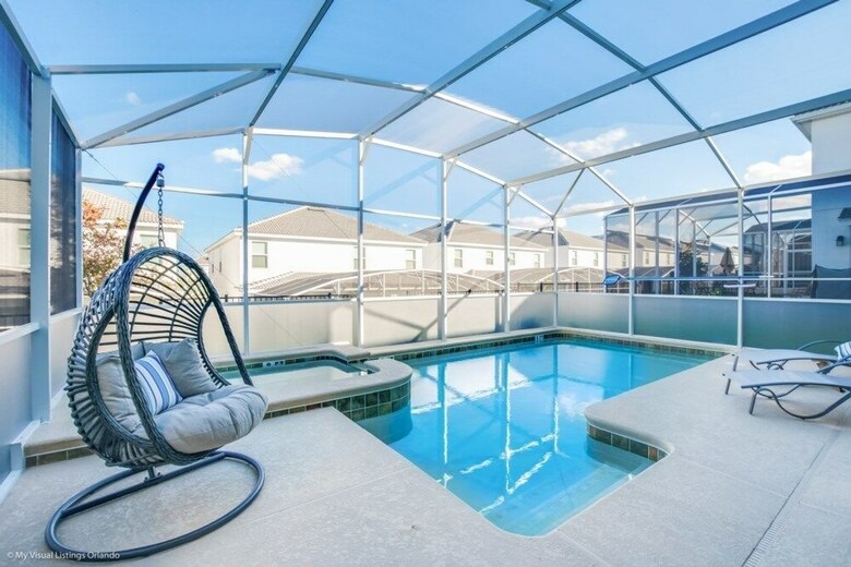 Stunning 6 Bedroom Pool Villa At Champions Gate