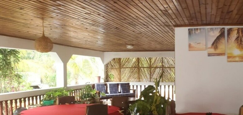 Hotel Auberge Chez Laurette Morombe