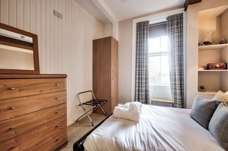 St Stephen Street Apartment