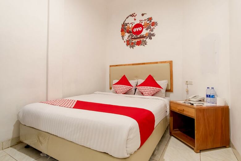 Hostal Oyo 1243 9-haan Homestay
