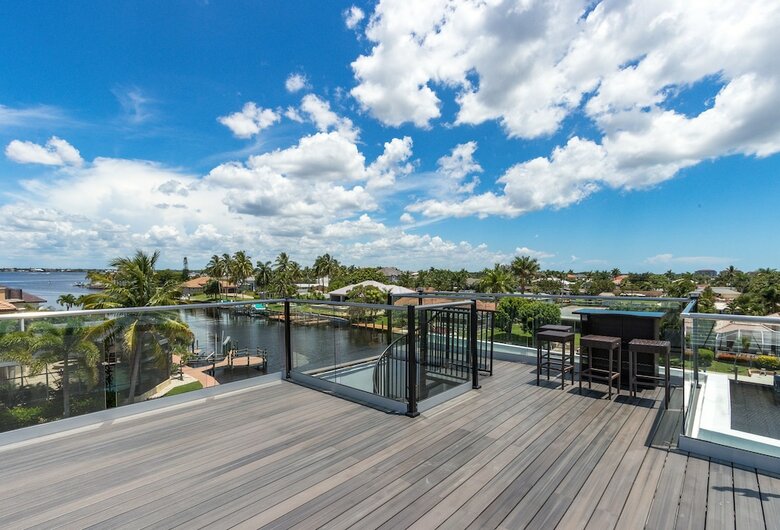 Villa Cosmopolitan By Vacationhit