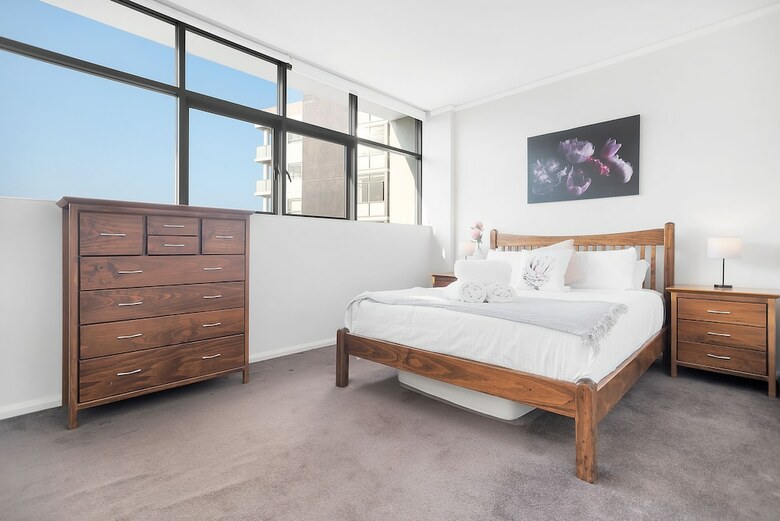 Apartamentos 3br Penthouse Above A Shopping Mall