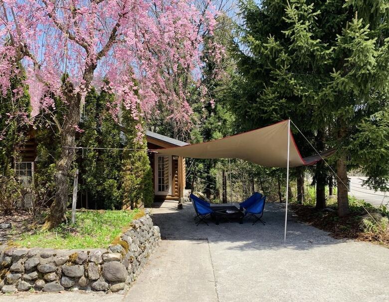 Hakuba Canadian Lodge